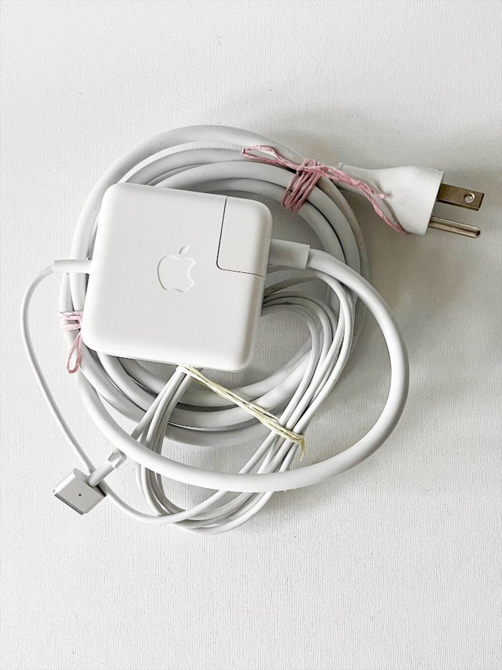 Apple MagSafe 2 45W Power Adapter